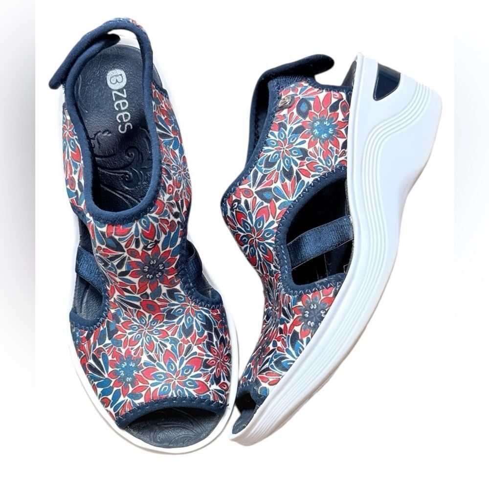 BZEES Red, White & Blue Floral Wedge Sandals